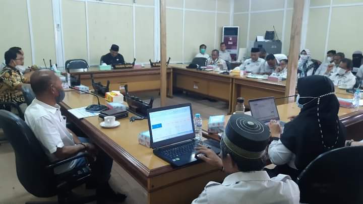 Komisi I Rapat dengan Mitra Kerja Bahasa Rancangan APBD-P Tahun 2021